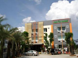 B2 Buriram Boutique and Budget Hotel - Buriram - 3