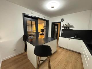 Aparment with Modern Amenities - Pristina - 0