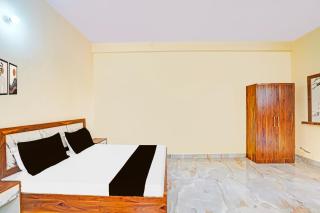 Hotel O R S Residency - Noida - 9