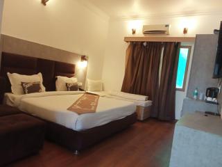 Hotel Aera New Delhi Train Station - 0