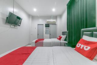 OYO 818 Suksomboon Residence - 1