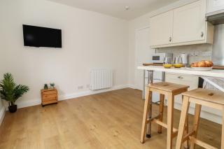 Apartment 1, Quayside, Falmouth - Falmouth - 6