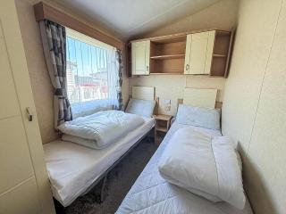 Lovely 8 Berth Caravan Nearby Scratby Beach In Norfolk Ref 50021F - Great Yarmouth - 1