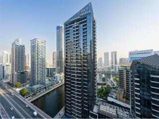 Best Spot in Dubai Marina - Dubai - 2
