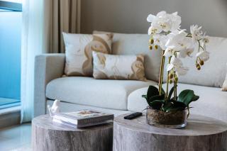 1 BD in Bay Central with the Iconic Marina Views - 1