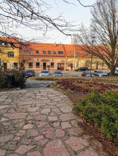 Bástya Apartman - Tata - 9
