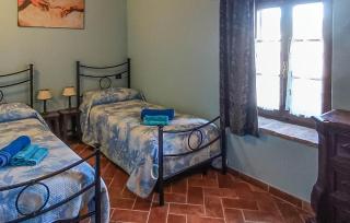 Awesome Apartment In Monticiano - Monticiano - 4