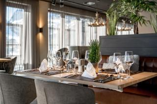 AlpenParks Hotel & Apartment Arlberg Warth mit Pool - Warth am Arlberg - 3