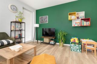 Family Apartment Gdynia Leśna with Parking by Noclegi Renters - Gdynia - 1
