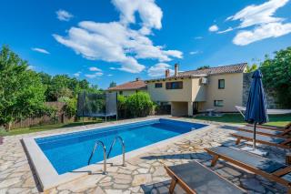 Villa Ladonja, a charming and cozy villa in a rustic setting - 0