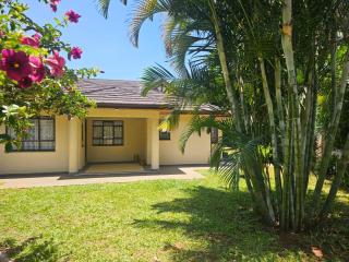 Cozy 2BR Cottage, Runda - Nairobi - 0