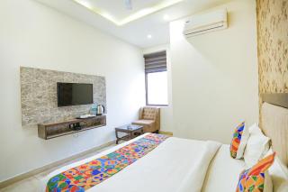 FabHotel A&V Hospitality - Noida - 6