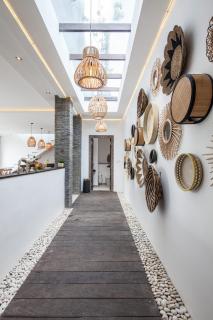 Villa Hugo - Luxury 4BR Private Villa, Walking Distance to Berawa Beach - 4