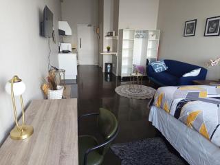 Urban Rise Living2 - 1