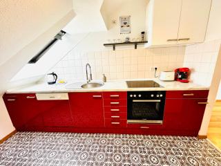Trendige Dachgeschosswohnung in Connewitz - 3 Schlafbereiche - Platz für bis zu 5 Personen - tolle Lage und öffentliche Verkehrsmittel - Lipsia - 1