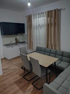 Vila F&L - Vlora - 5