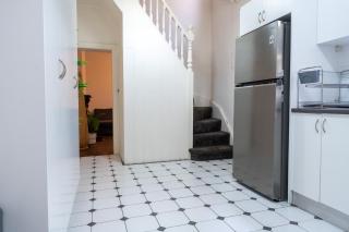 Spacious 4 Bedroom House Darling Harbour - Sydney - 5