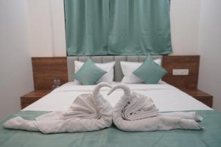 Hotel Gulmohar Grand - 7