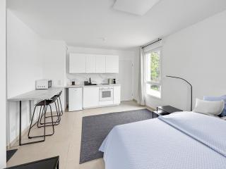 Studio lumineux avec balcon privé - Poissy - 1