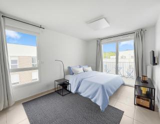 Studio lumineux avec balcon privé - 3