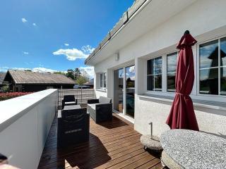 Le Petit Bonheur - 0