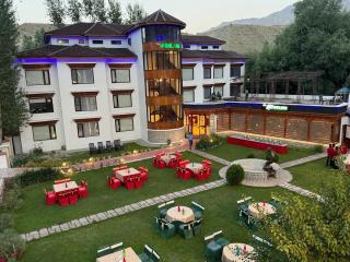 The Highland Mountain Resort & Spa Kargil - Kargil - 0