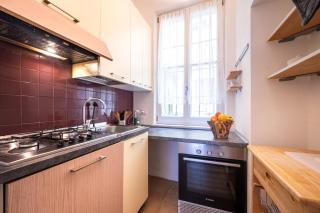 GuestHost - Elegant & Bright Flat in Parma Center - 7