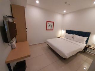 Pam Inn Hotel Vadodara - Vadodara - 9