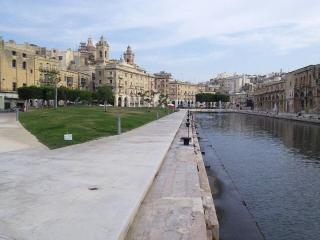 Sunny Stay in the Heart of the 3 Cities Apt 2 - SF Homes - Cospicua - 9