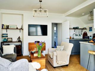 Finest Retreats - Riverview - 2