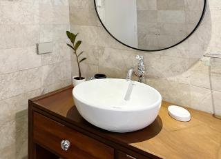 MiraNamin M A P I L I G - Private Suite in Historic Home with Unique View, Self-Service Breakfast, Indoor Plunge Pool, Rooftop, Shared Kitchen - 1