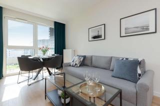 Modern Apartment with Parking by Noclegi Renters - Danzig - 7