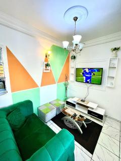 Studio A3 Fustel City Bonamoussadi Santa Lucia, Wifi, Chaines TV, gardien - Douala - 0