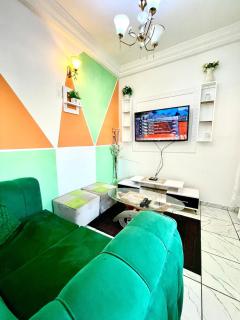 Studio A3 Fustel City Bonamoussadi Santa Lucia, Wifi, Chaines TV, gardien - Douala - 6