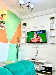 Studio A3 Fustel City Bonamoussadi Santa Lucia, Wifi, Chaines TV, gardien - Douala - 4