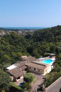 Grande Villa proche Sophia avec magnifique vue mer - 0