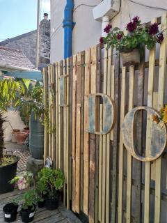 The Boathouse St Just Private Patio & Veranda - 7