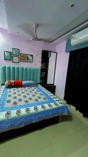 Rohans 2 Bedroom Apartment - 8