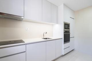HostWise - Bright & Spacious Flat - Oporto - 6
