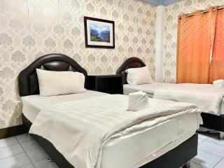 Jamjuree Place - 8
