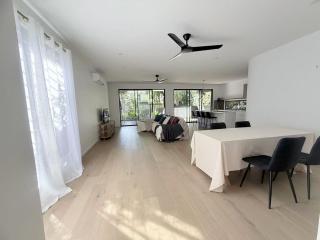 Modern comfort Inner City - Brisbane - 2