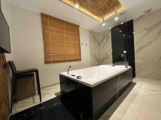 Grand Apartment - Sofia - 9