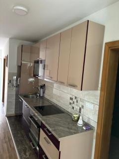 Tranquil Haven - Luxury Villa - Private Pool - 7 Bedrooms - 5 Bathrooms - 10 Parking spaces - Private area - Sarajevo - 8