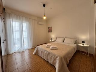 Evelyn House - Samos (Samo) - 2