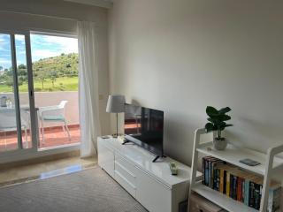 Lets in the Sun -Stunning front line golf apartment - La Cala de Mijas - 9