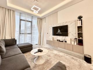 SUMMER DEAL! Exclusive and Elegant with a Private pool - 9