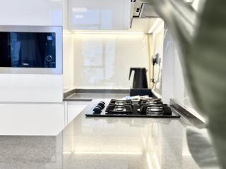 SUMMER DEAL! Exclusive and Elegant with a Private pool - 3