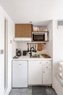 Euphoria Suites & Deluxe Studios - 4