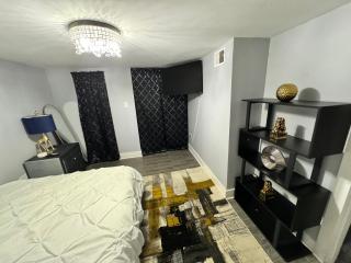 Hamaline Luxury & Tranquil Home - Chicago - 6