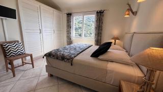 Secluded Villa With Sea View In Palombaggia - Porto-Vecchio - 5